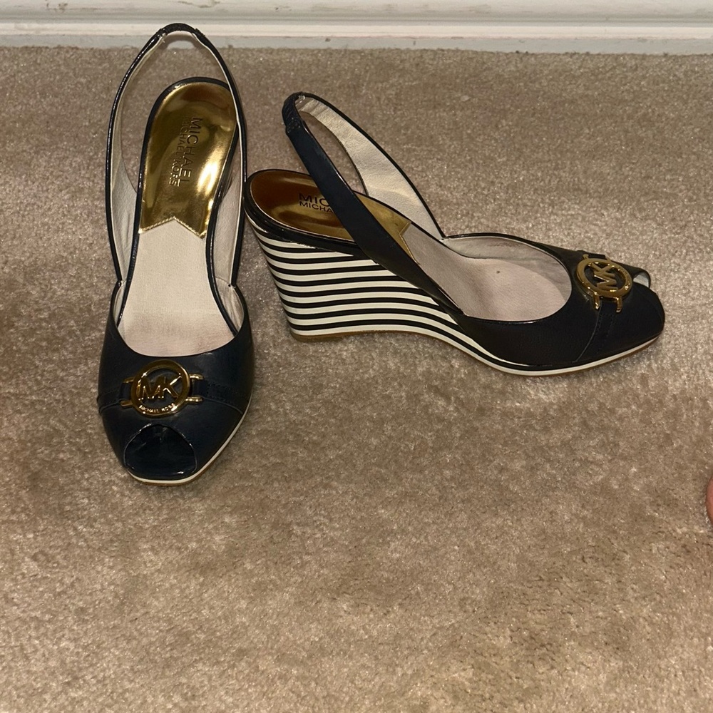 Michael Kors Navy and Gold Peep-Toe Heels - Picture 2 of 5